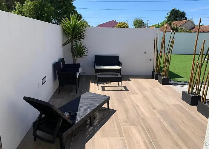 Holiday home Oliver House Poco da Cruz